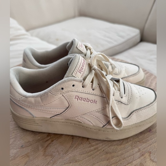 REEBOK Court Advance Ivory & Pink Womens Sneaker Size 7.5 - Picture 3 of 8